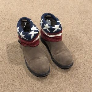Muk Luk boots
